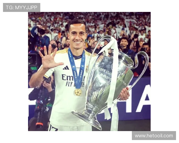 阿斯:经过内部激烈讨论后,皇马决定本赛季信任巴斯克斯 阿斯:经过内部激烈讨论后,皇马决定本赛季信任巴斯克斯